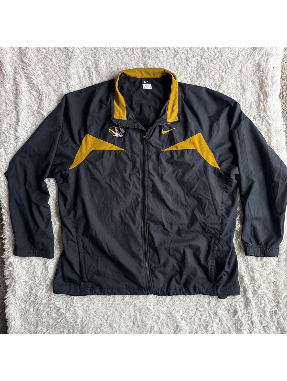 Vintage Missouri Tigers windbreaker